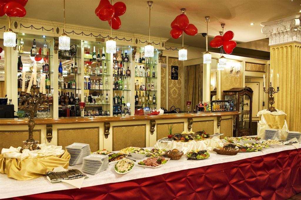 Spa Hotel Gloria Перемишль Екстер'єр фото