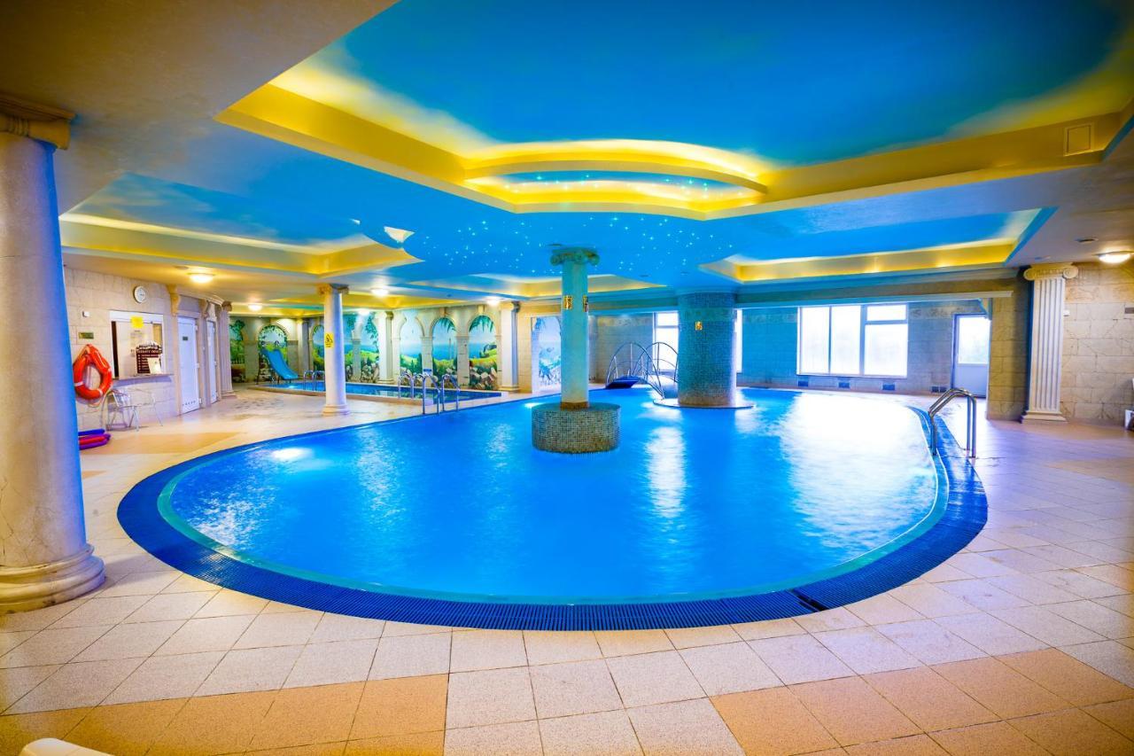 Spa Hotel Gloria Перемишль Екстер'єр фото