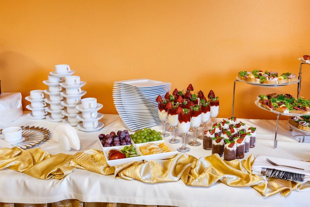 Spa Hotel Gloria Перемишль Екстер'єр фото