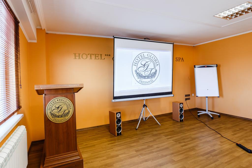 Spa Hotel Gloria Перемишль Екстер'єр фото