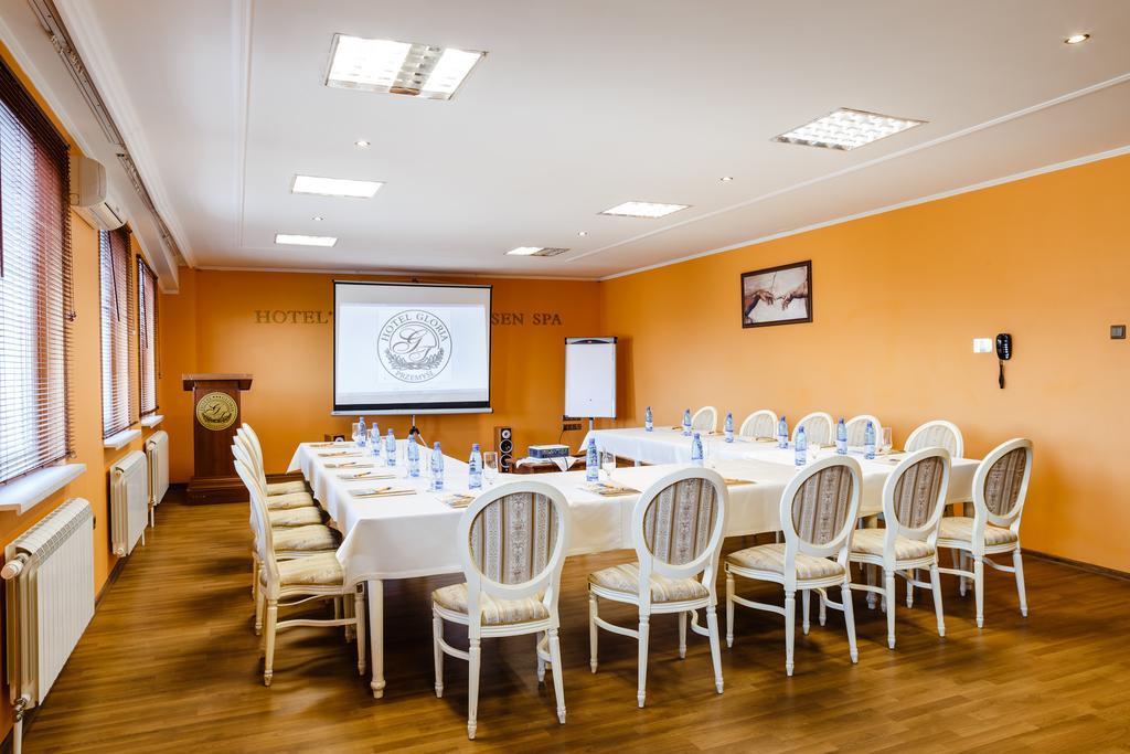 Spa Hotel Gloria Перемишль Екстер'єр фото