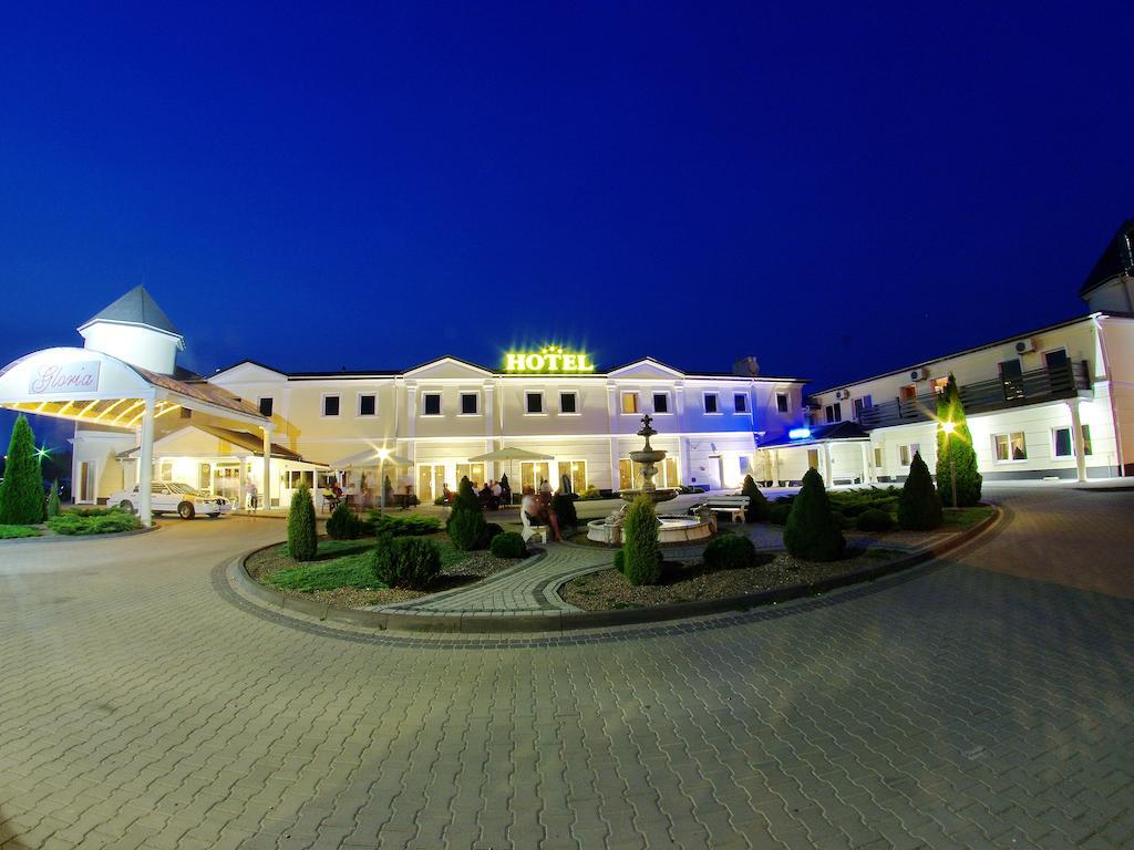 Spa Hotel Gloria Перемишль Екстер'єр фото